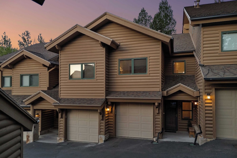 Foxglove at Deer Valley by Avantstay: A Charming Park City Getaway