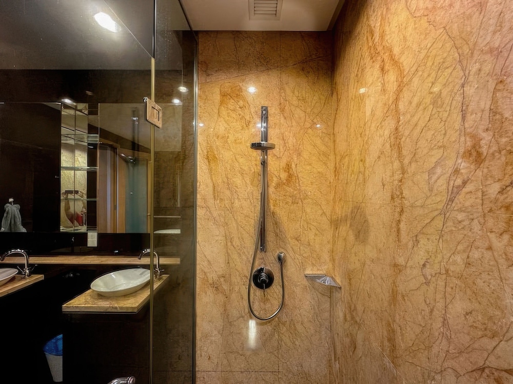 St Mary Residences Luxury Apartments