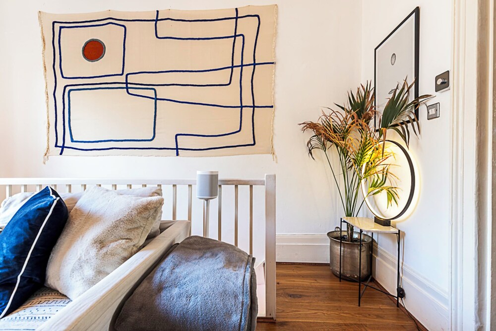 Colourful and Cosy Home in De Beauvoir Town