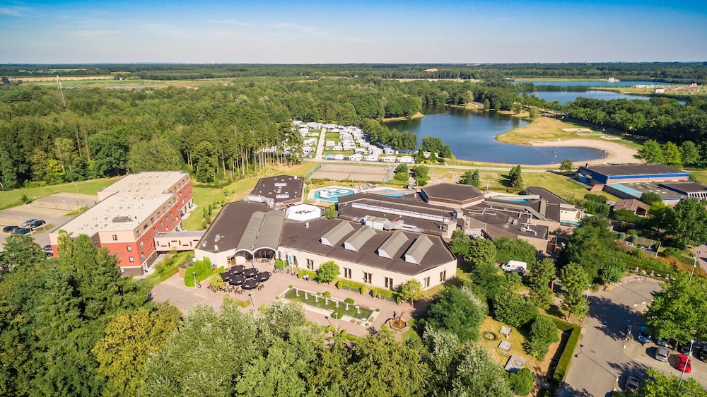 Restyled Wooden Lodge Near the Maasduinen