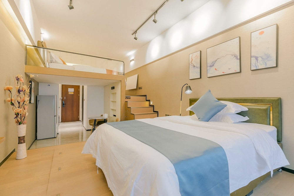 Xizhengjia Apartment Hotel (Guangzhou Financial City Keyun Road subway station store)