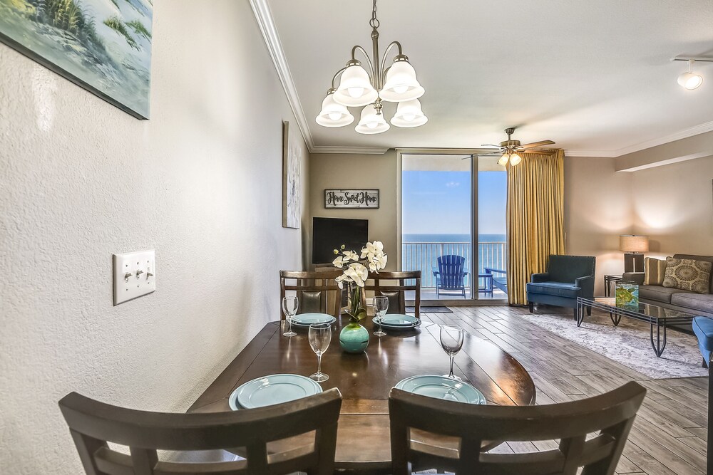 Tidewater by Book That Condo