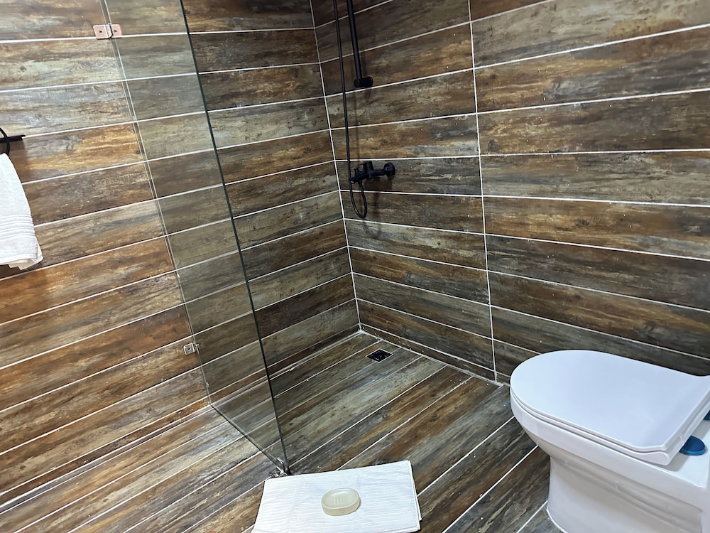 Onyx luxury rd