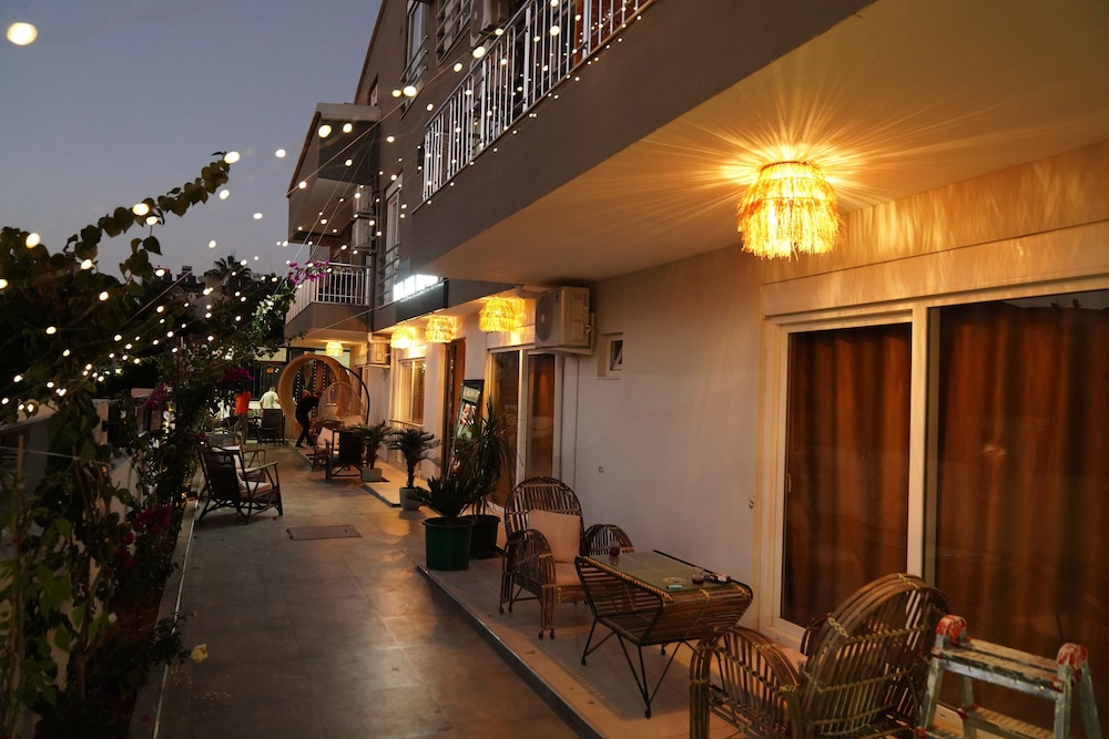 Lara Boutique Hotel