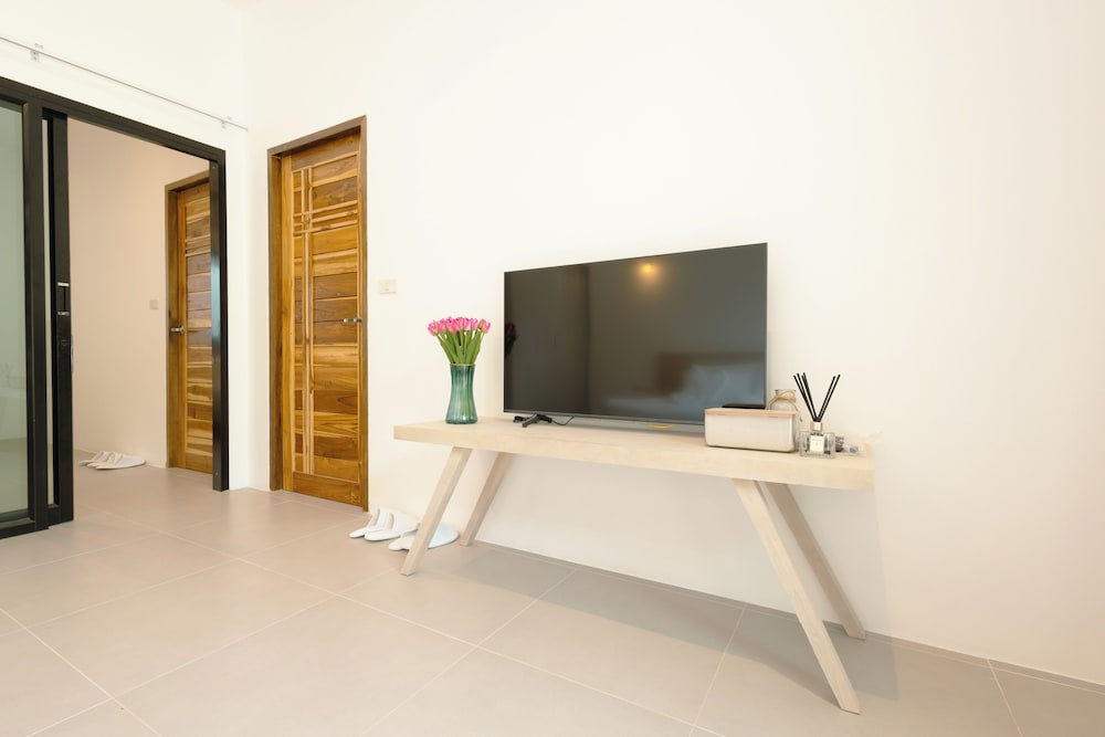 Samui Paradise Pool Villa by Sea N' Rent