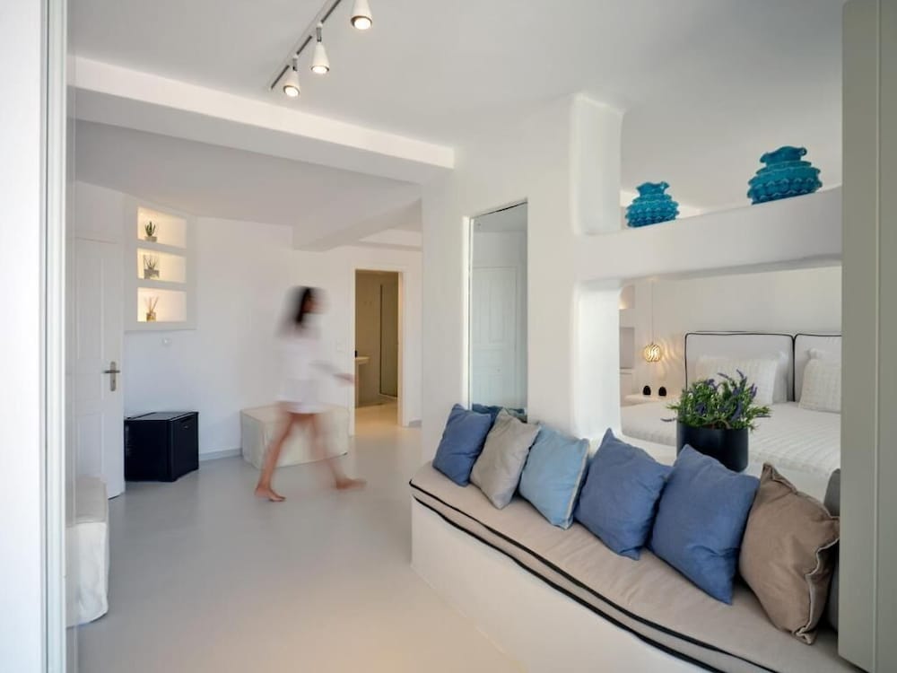 Empire Luxury Villas photo 3