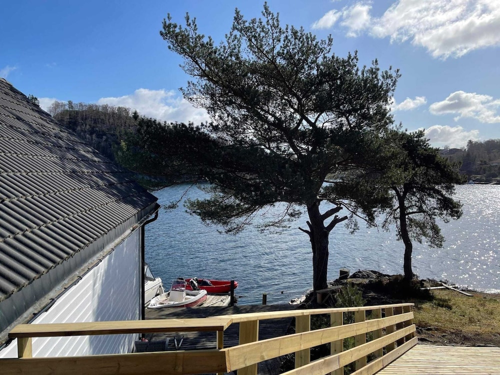 6-person Holiday Home Rubbestadneset