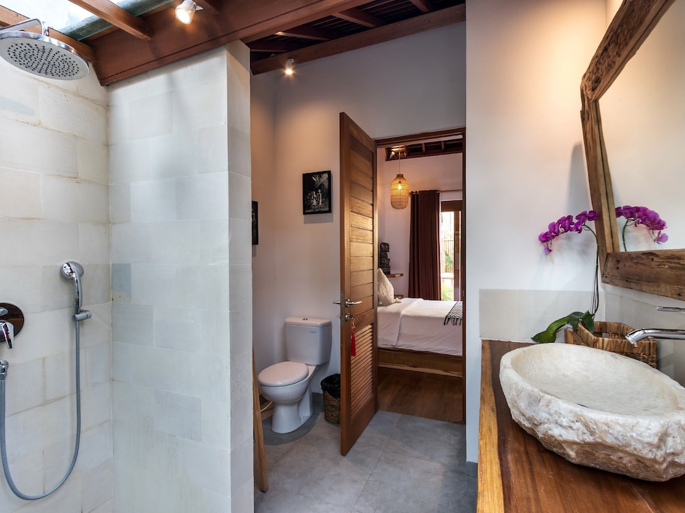 Villa Waterlily by Villa Finder