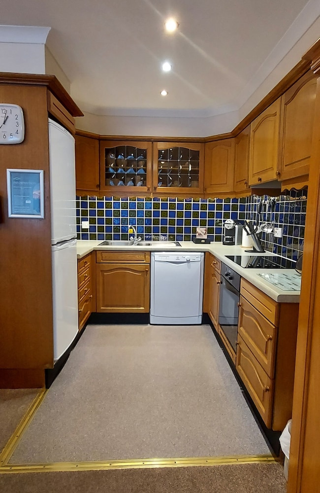Loch Rannoch Highland Club Red Squirrel Lodge 08