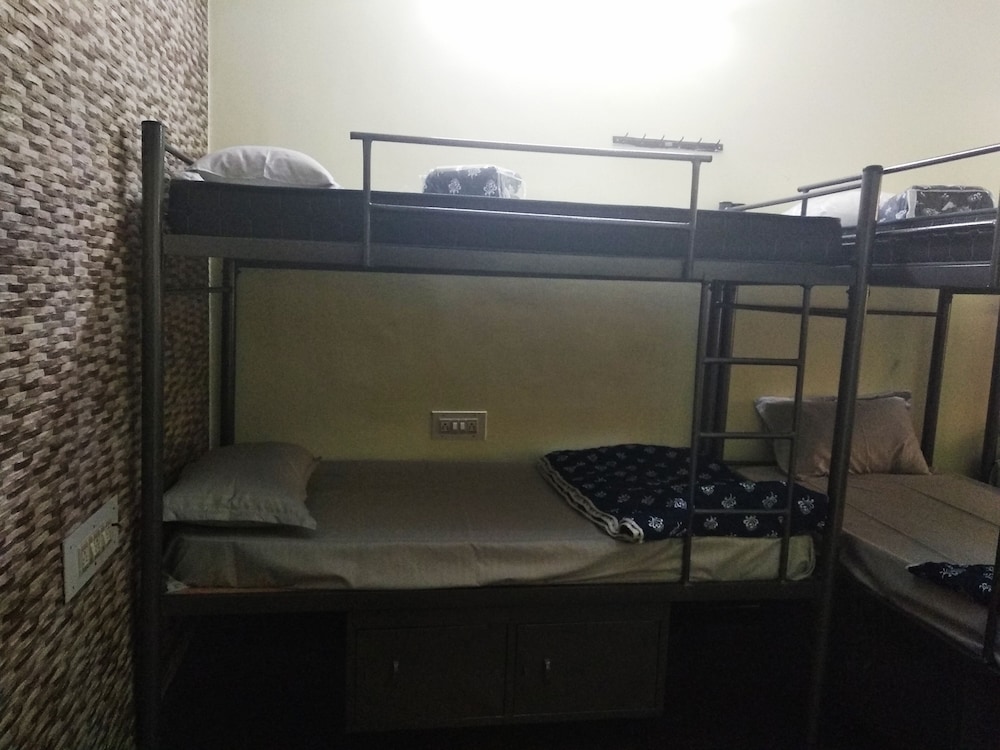 Soloscape budget friendly backpackers hostel