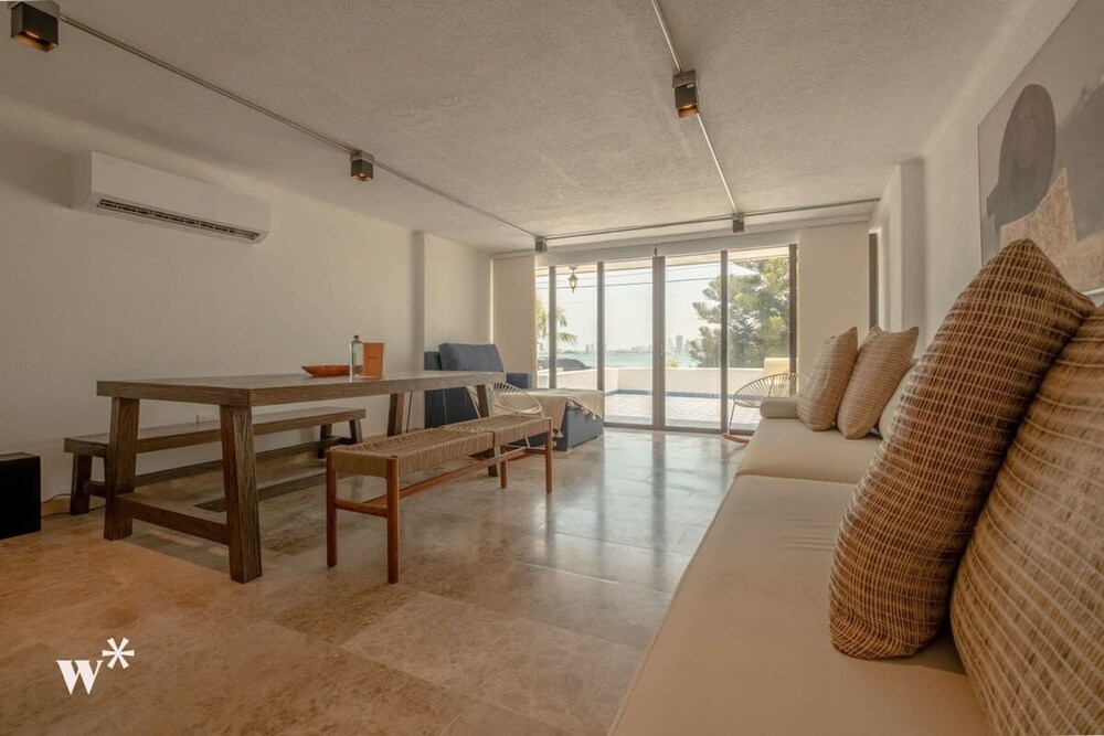 w Amazing 4BR Villa w AC n Ocean View