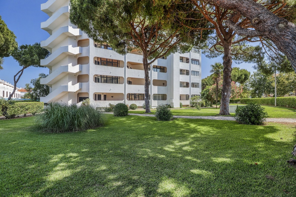 Sunshine Apartment in Vilamoura
