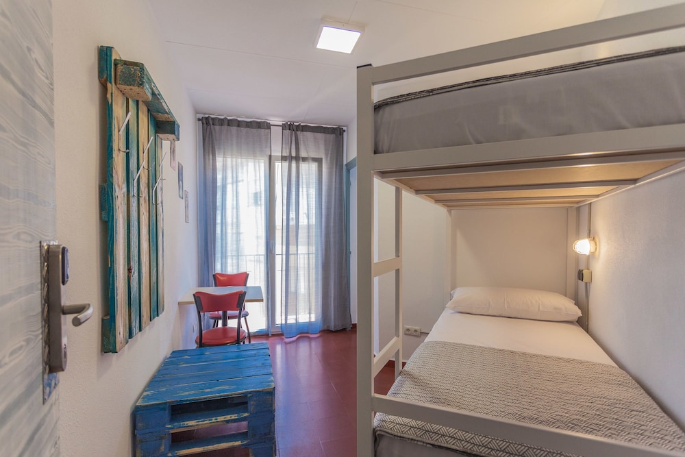 LOFT APART & HOSTAL Group