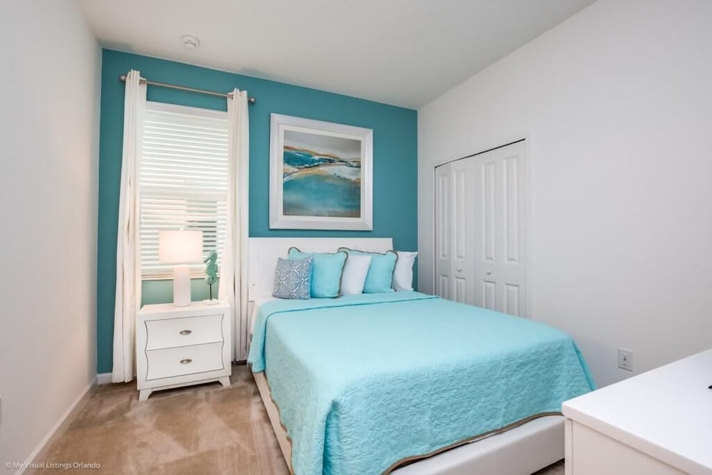 2621ca 10 Bedroom Villa by RedAwning view 2