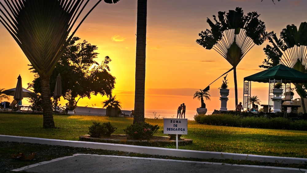 Cristal Ballena Boutique Hotel & Spa