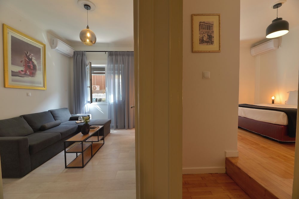 Alter Ego Apartments