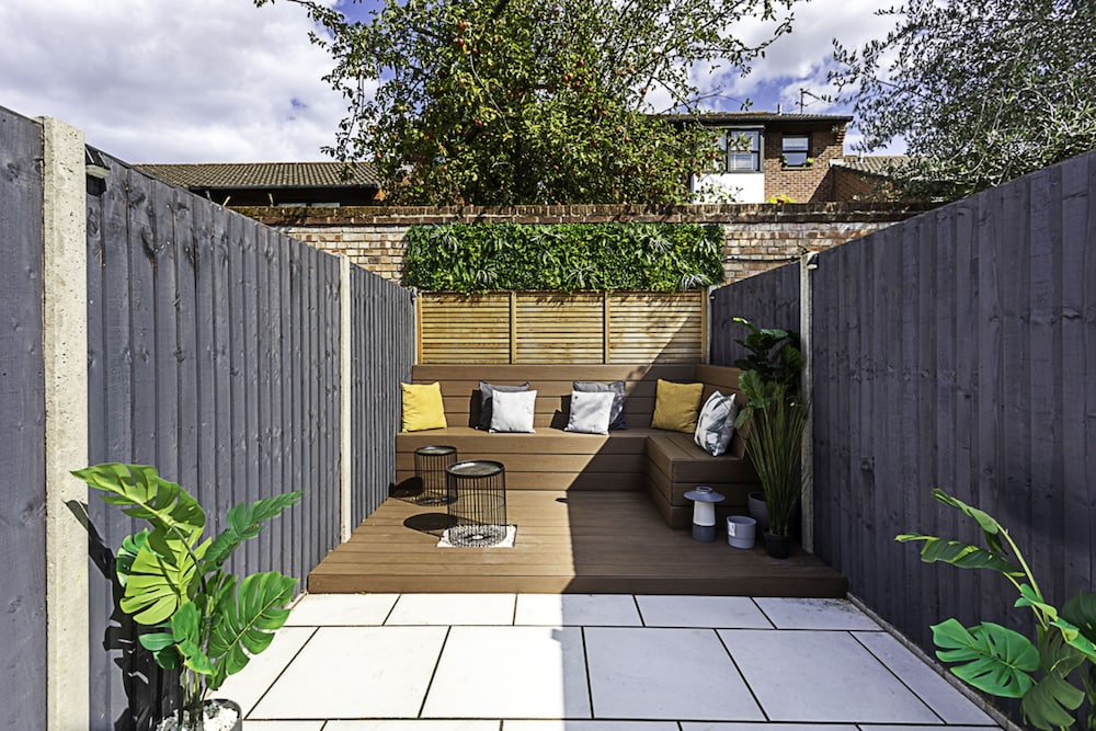 outdoor bbq area