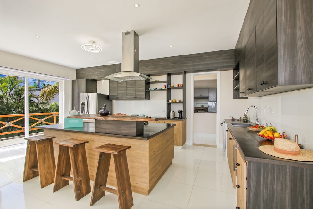 Stunning 6BR Villa With Ocean View in Cap Cana