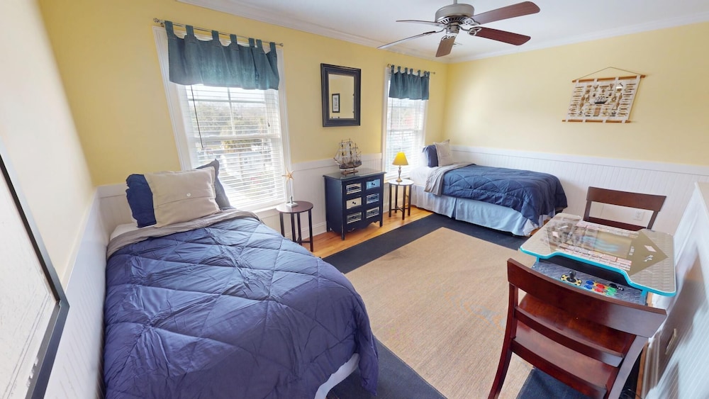 1308 Lovell Avenue by Tybee Vacation Rentals