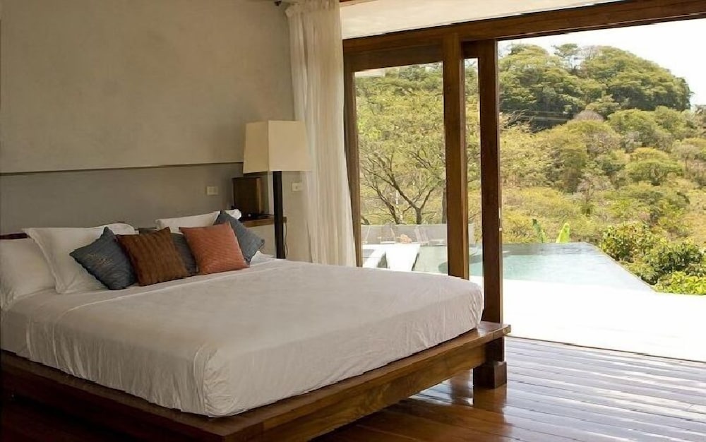 Casa Puros Dieces view 3