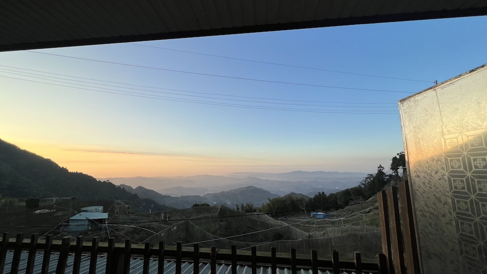 Starlight-Mountain Joy view 2