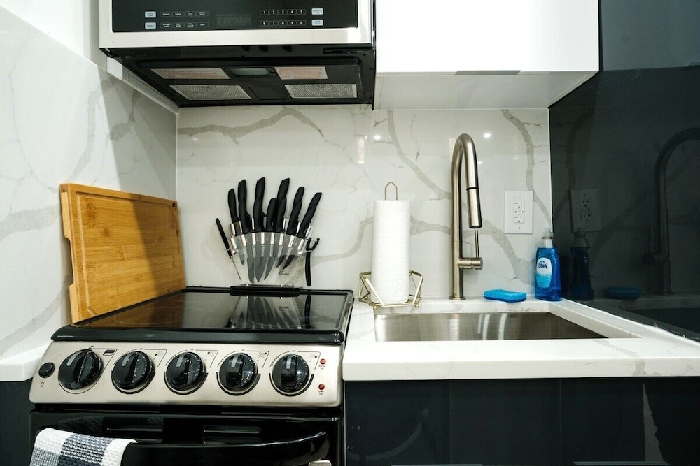 317 UES Apartments