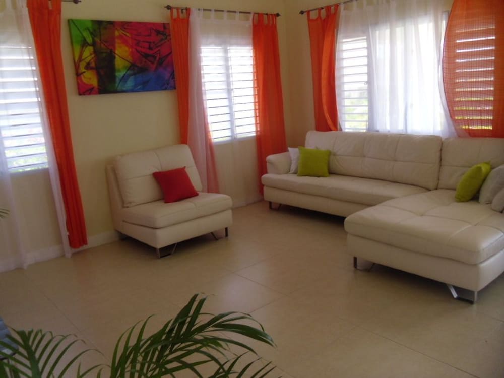 Hotel Ocho Rios Ocean View Villa at The Palms - Image 1