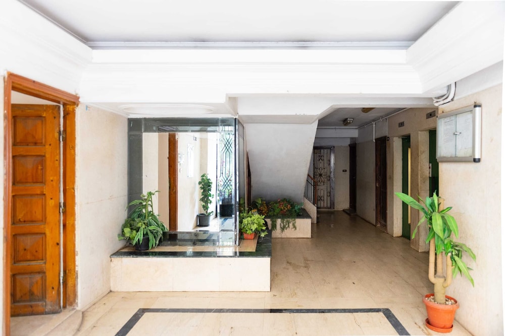 Xuru Stays I Play Foosball & Do Yoga - 1 BR Apt. 5 Min To Airport