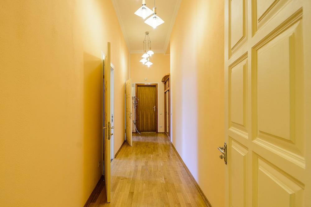 Kiev Accommodation Hotel Service