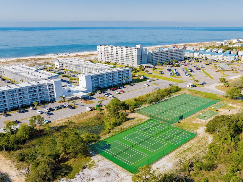 Royal Gulf Beach & Racquet Club #5816 by Southern Vacation Rentals
