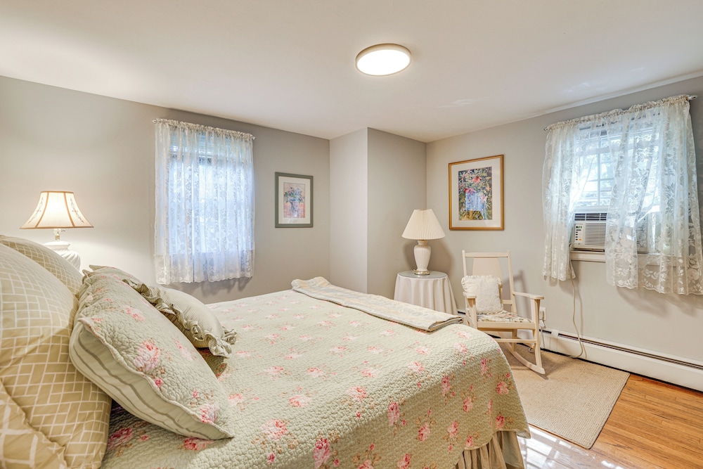 Family Getaway in Bristol Near Trails & Parks!