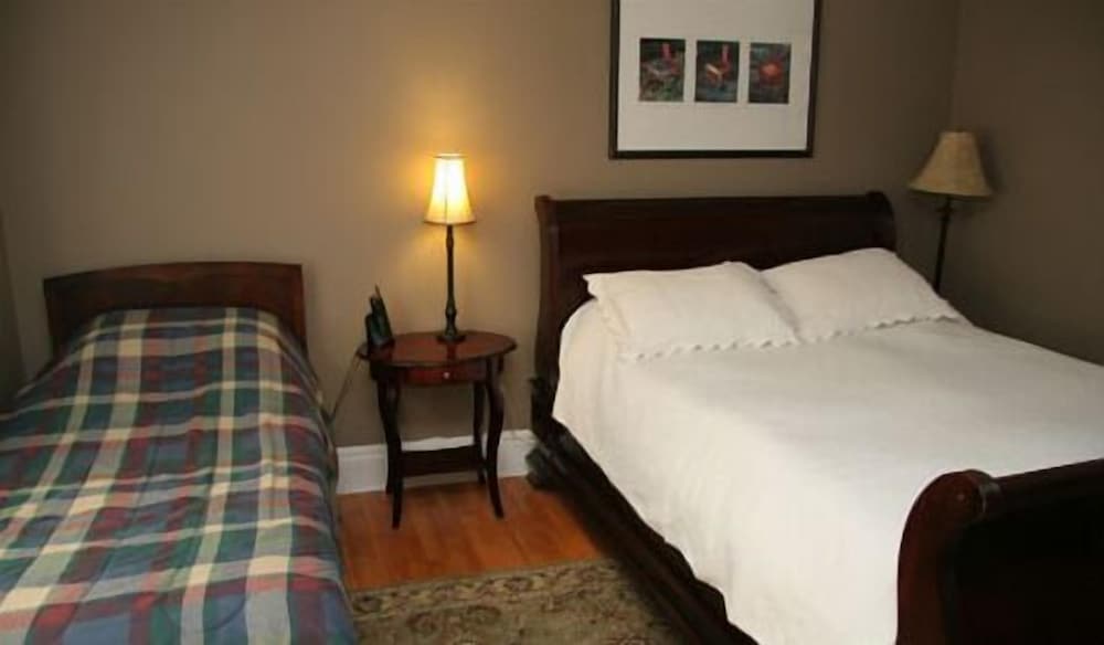 The Narrows Bed & Breakfast - Image 4