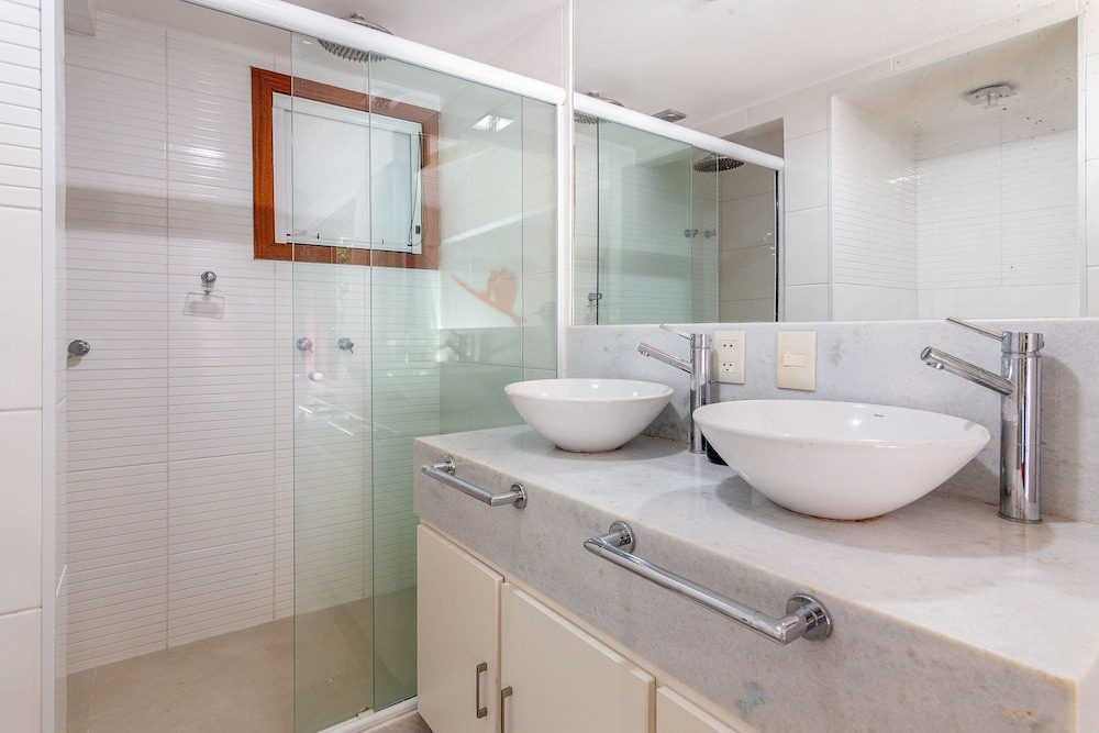 Bz62 Centro Casa 5 Suítes e área gourmet