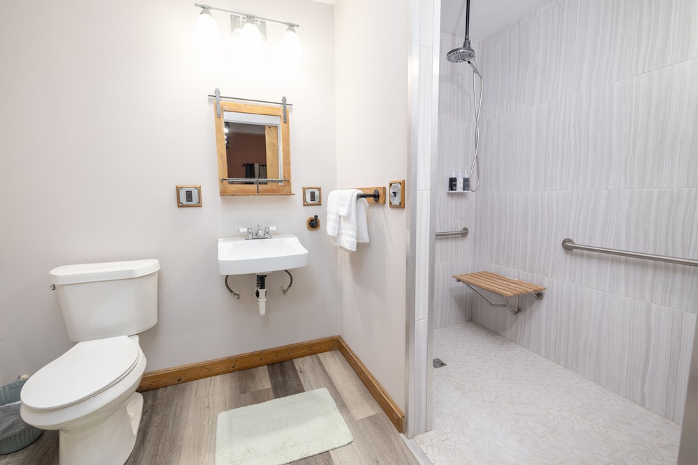 Hartwell Suites - Property Image 39