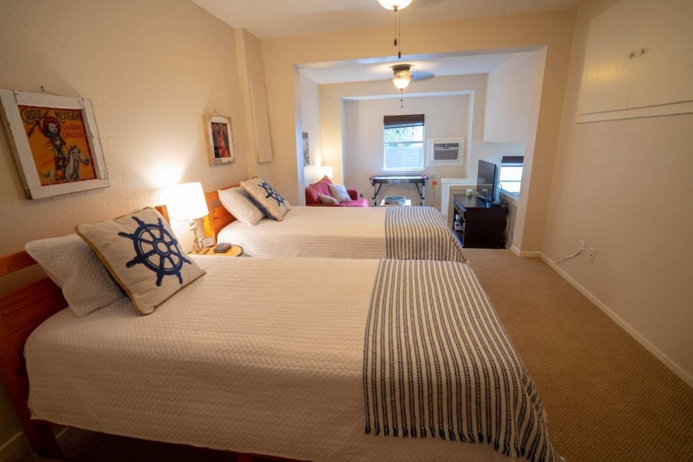 Cl 590 Rivendell Skyline Retreat 5 Bedroom Home