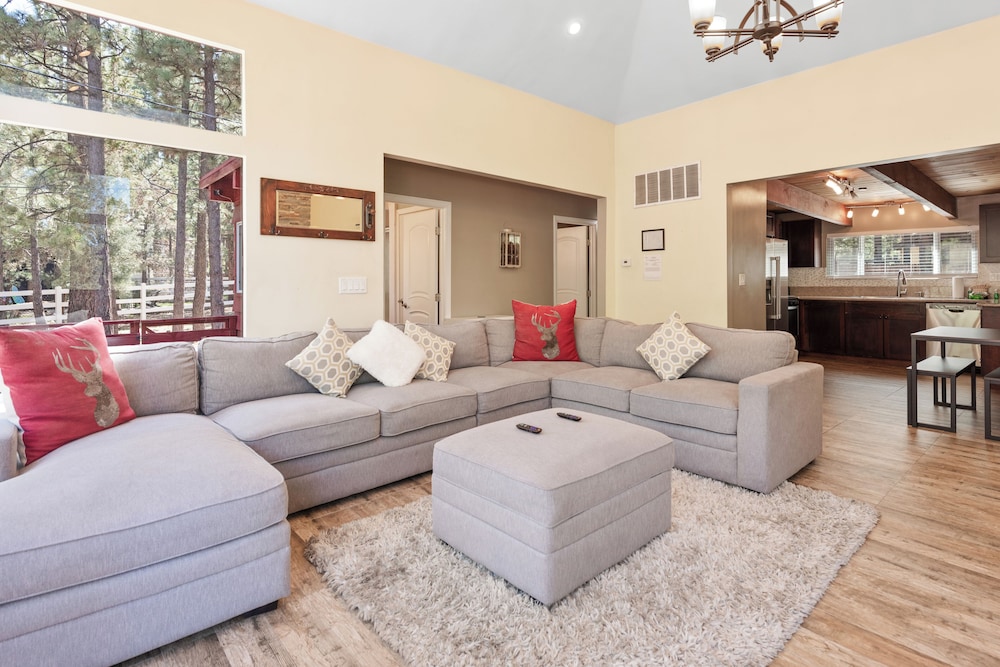 Redwood Elegance