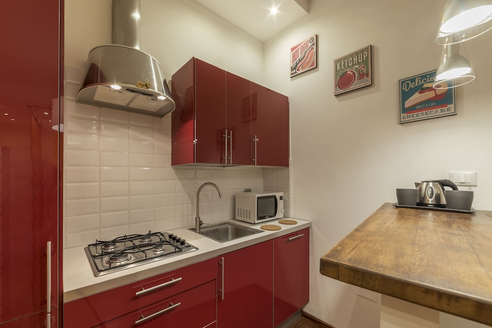 Castro Pretorio & Sallustiano Lovely Flat