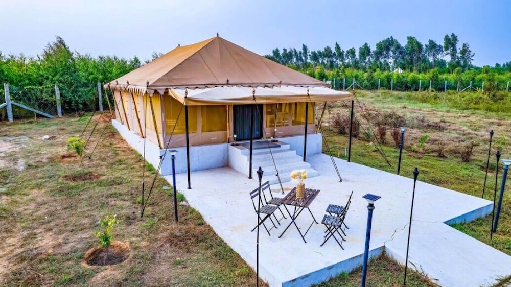 Click Collection Serenity Retreat