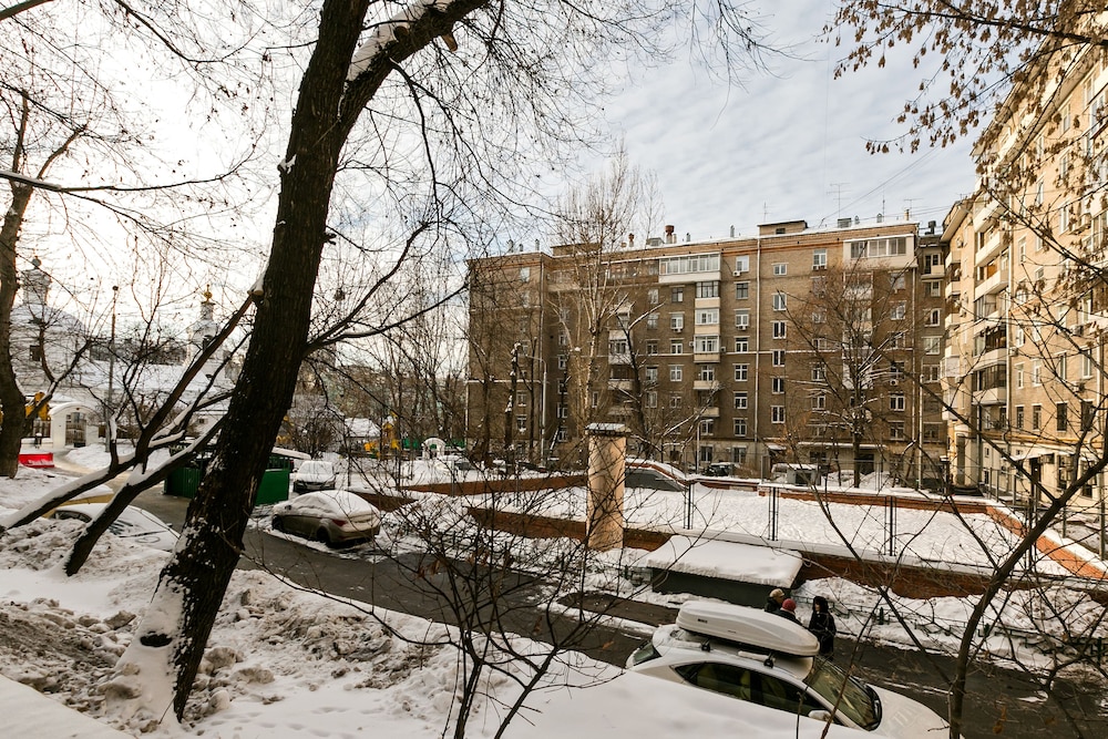 MaxRealty24 Zemlyanoy Val