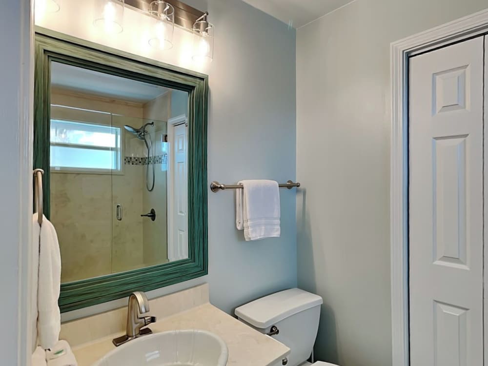 Serenity Cottage by Southern Vacation Rentals