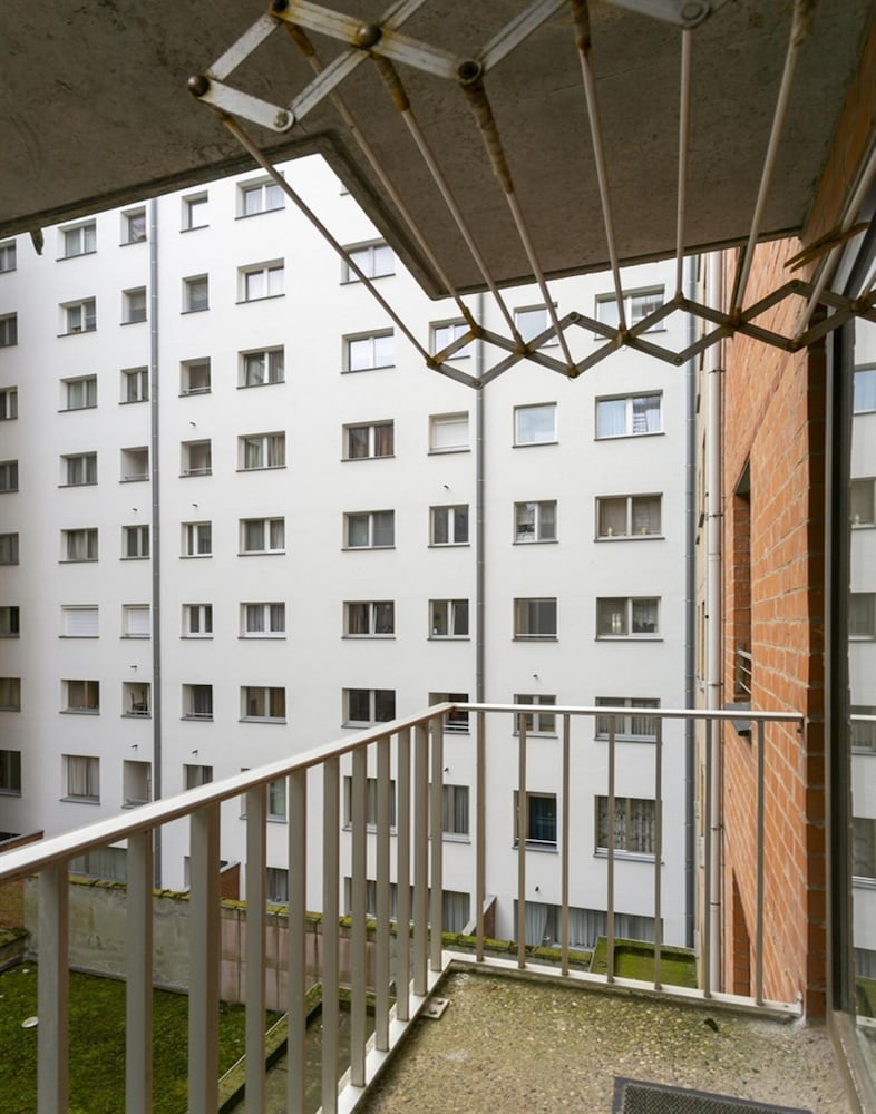 Apartment With 2 Rooms in Belgium