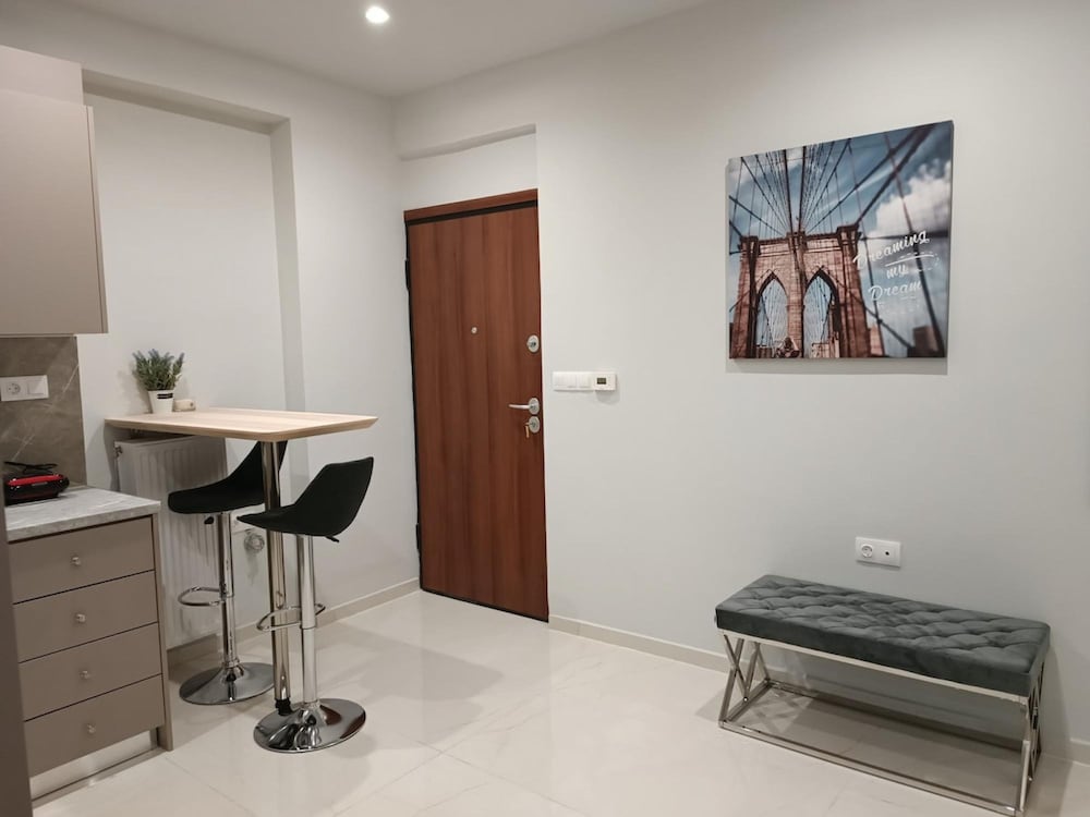 Embassy Apartment - I2