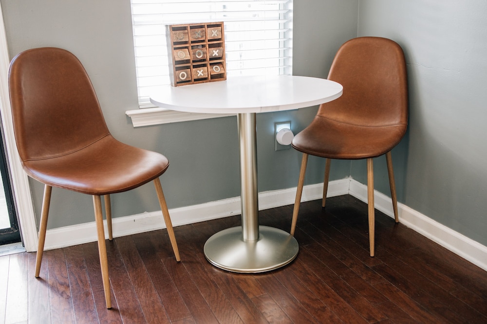 Moody Blues Studio Perfect for Work or Romance