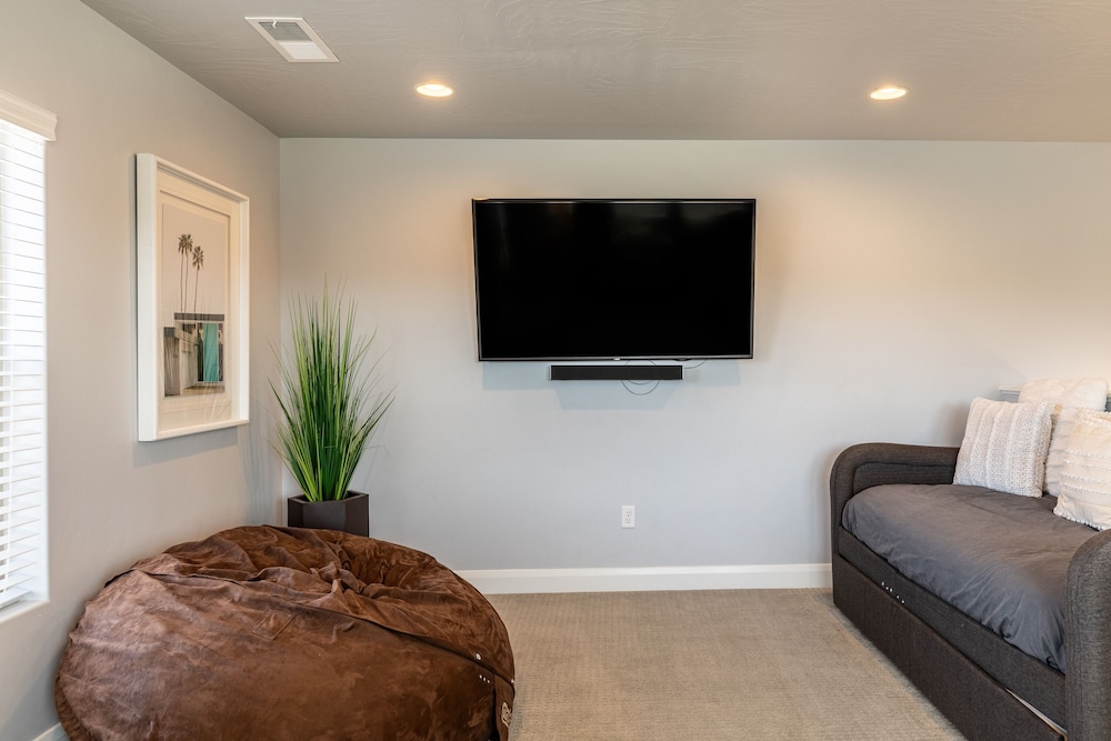 Sun Villa 3 Bedroom Townhouse