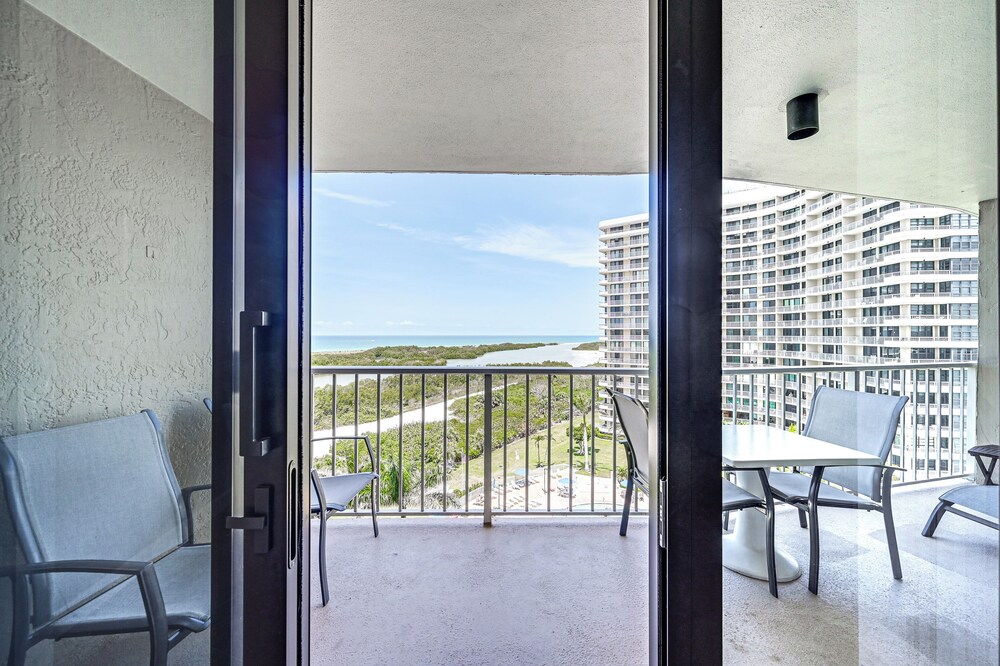 Direct Beach Access: Marco Island Resort Condo!