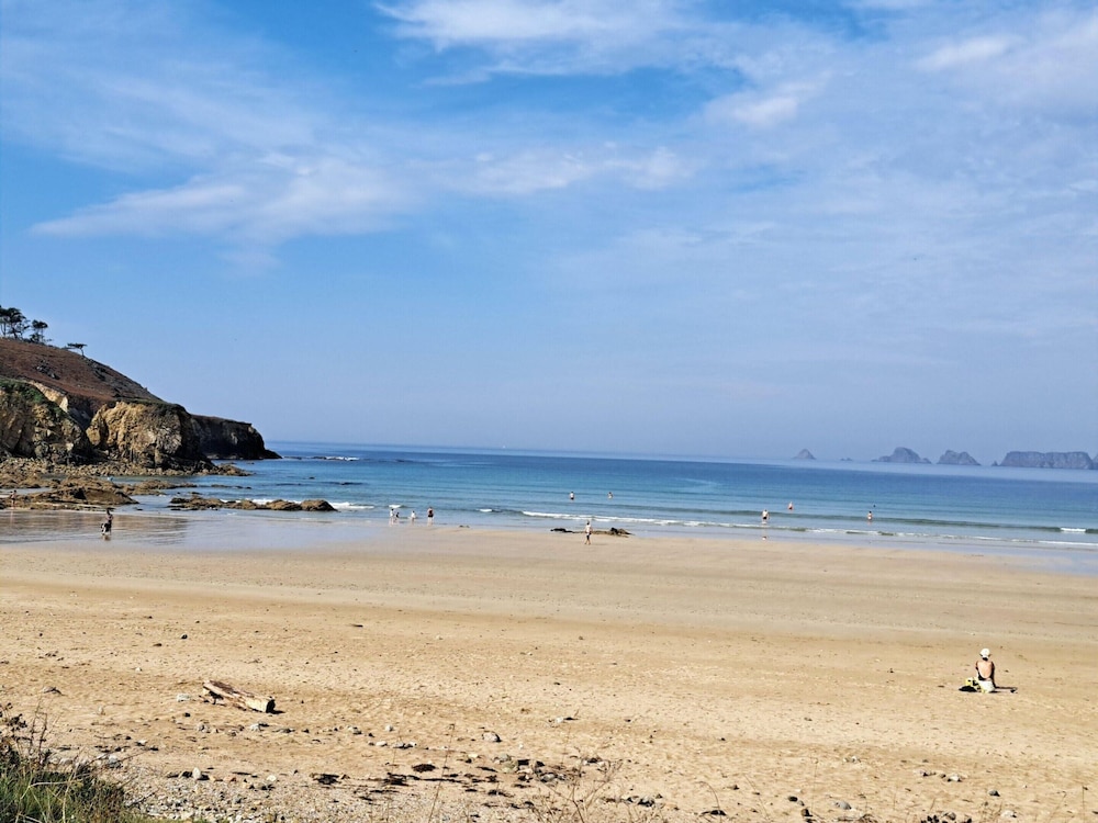 Breton Granite Stone House, Camaret-sur-mer view 5