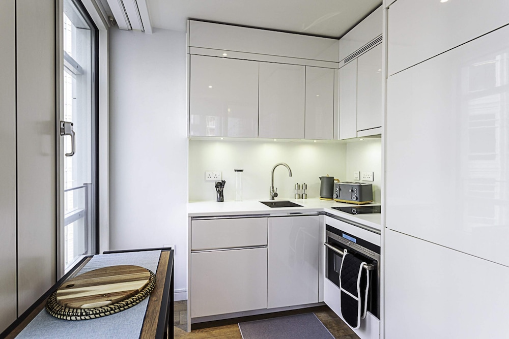 Idyllic Covent Garden Flat