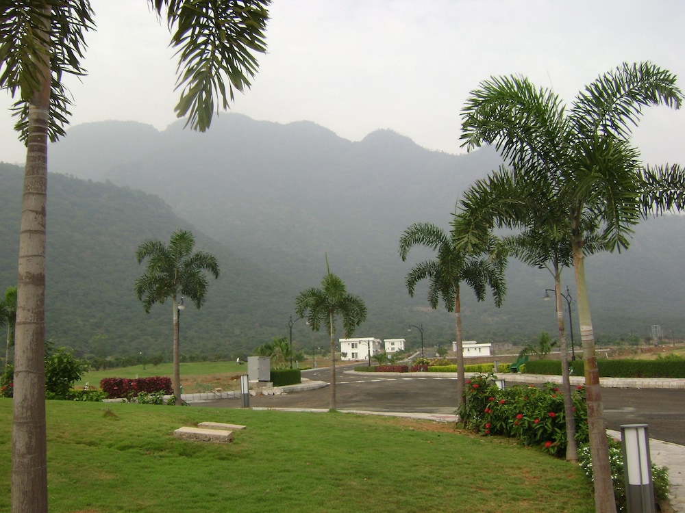 BAHRI BEAUTIFUL COUNTRY