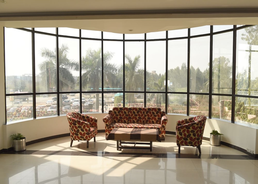 lounge