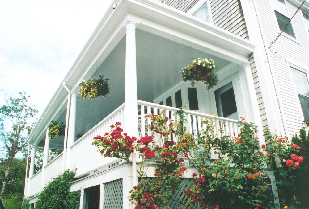 Martin House Inn